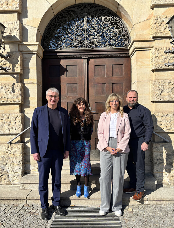 Bild vergr&ouml;&szlig;ern: Arbeitstreffen der Landräte Wolfram (li.) und Enders (2.v.li.)