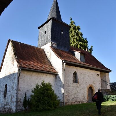 Bild vergr&ouml;&szlig;ern: PM 234 Kirche Kleinkochberg Martin Hertel