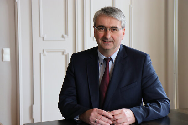 Bild vergrößern: Portät des Landrates