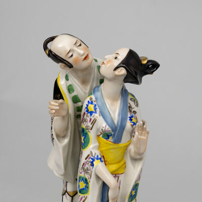 Bild vergr&ouml;&szlig;ern: Martha Schlameus, Japanerpaar, 1924, Schwarzburger Werkstätten für Porzellankunst, Sammlung Niedermayer