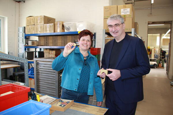 Landrat Marko Wolfram besucht Ankerstein GmbH in Rudolstadt