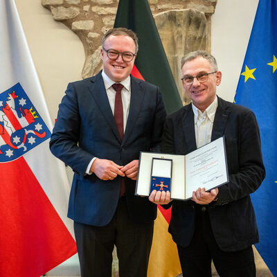 Bild vergr&ouml;&szlig;ern: 12.12.2025, Überreichung BVO durch MP Mario Voigt, Augustinerkloster Erfurt,