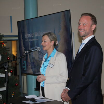 Bild vergr&ouml;&szlig;ern: Moderation und Begrüßung: Anja Schönheit und Hans Christian Ebel