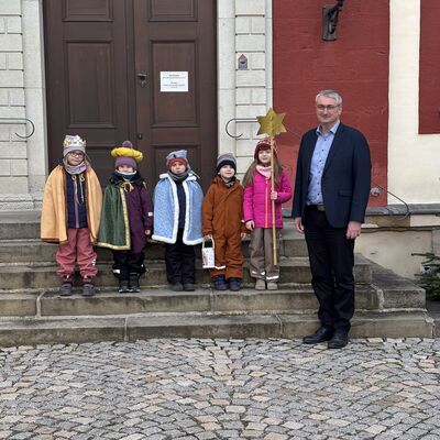 Die Sternsinger am 6. Januar 2026 im Landratsamt Saalfeld