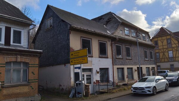 Das Haus Bahnhofstraße 2 in Katzhütte